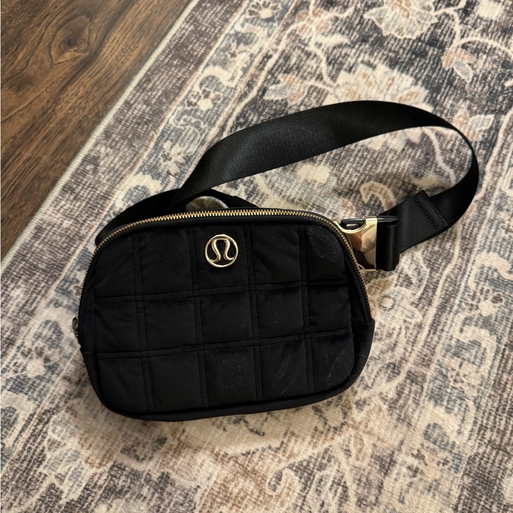 NWOT Lululemon Belt Bag